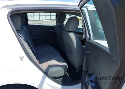 2014 Chevrolet Sonic Ls Auto из США, поврежденный, VIN 1G1JA6SH1E4140297